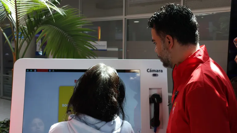 Alcaldía de Bogotá puso en marcha CADE Exprés: puntos digitales de autoconsulta para hacer trámites ciudadanos